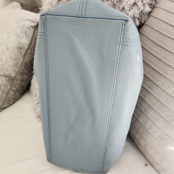 Michael Kors EUC Large Powder Blue Leather Tote With Silvertone Chain - Picture 15 of 16